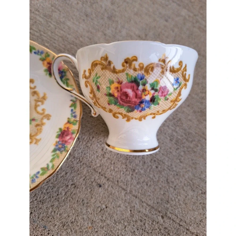Paragon By Appointment Fine Bone China England Regd Manuel Coffee Cup & Sauser